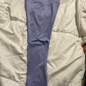 Nike women Light Purple/lilac  Leggings